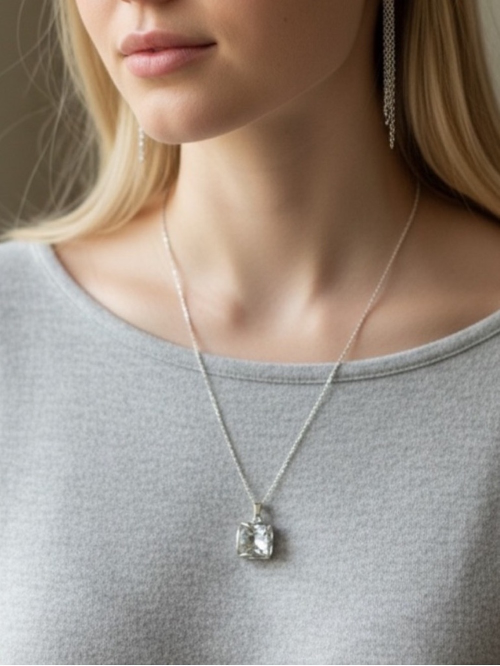 Silver Crystal Pendant Necklace - Elegant Silver Tone
